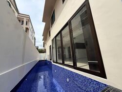Coronation Road (D10), Semi-Detached #607385261